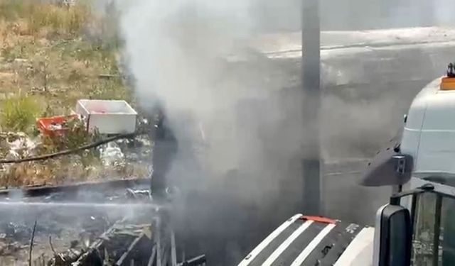 Ankara’da konteyner yangını paniğe neden oldu