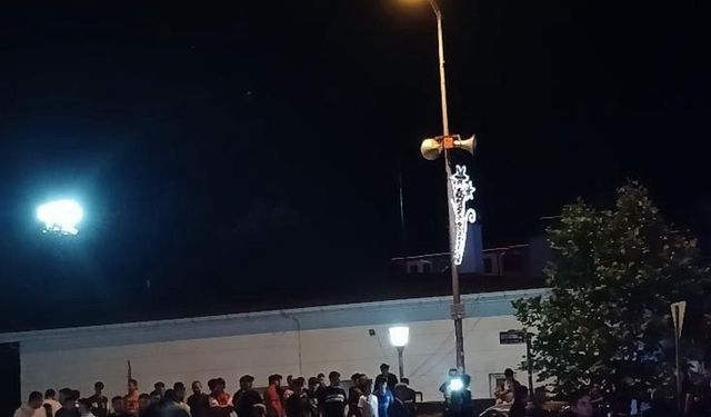 Ankara’da meydana gelen kazada bir araç kullanılamaz hale geldi