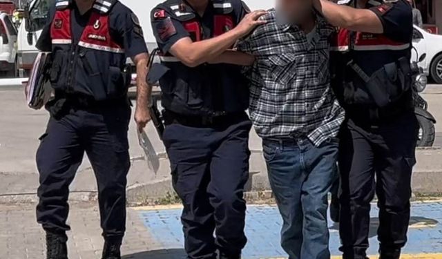 Arkadaşını boğazını keserek öldüren şahıs tutuklandı