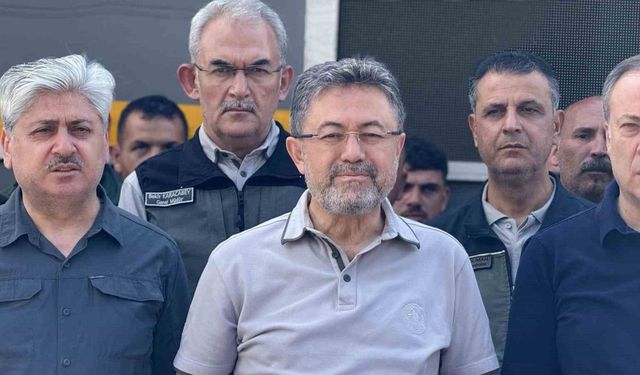 Bakan Yumaklı açıkladı: "Yangının şu an itibariyle büyük ölçüde kontrol altına alındığını söylemek istiyorum"