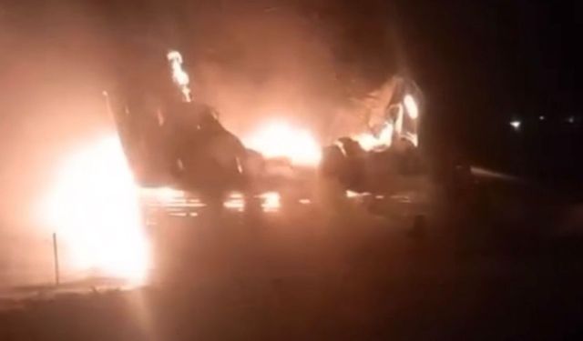 Çanakkale’de yıldırım düşen bungalov küle döndü
