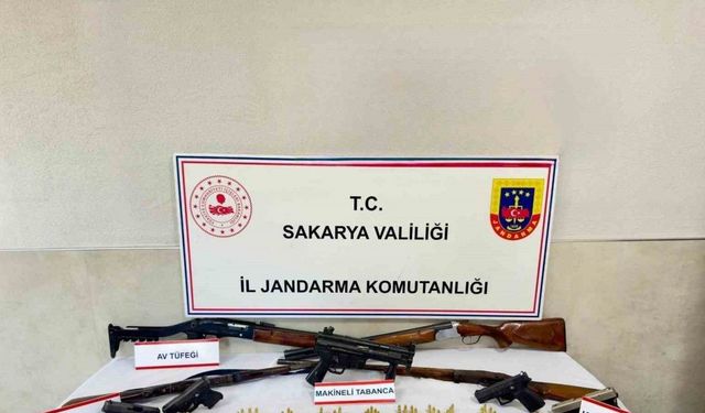 Evi cephaneliğe çevirmiş