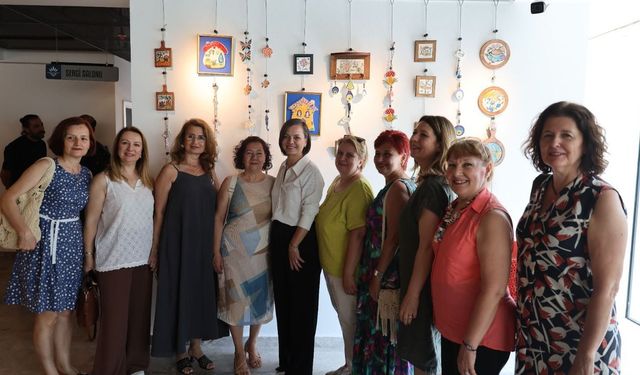 Karabağlar’da sanat rüzgârı esti: Performans günleri başladı