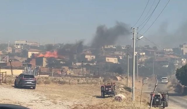 Çanakkale’de çıkan orman yangınında tedbiren iki köy boşaltıldı