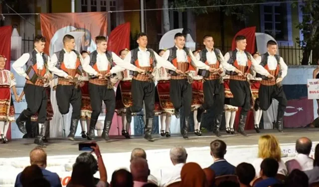 Dünya kültürleri Denizli’nin ilçelerinde sahne alıyor