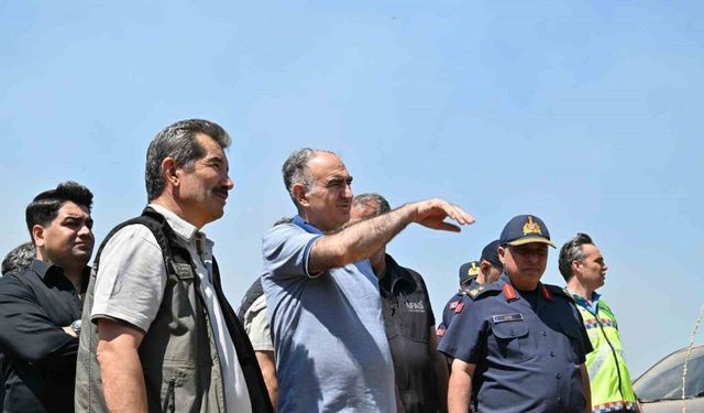 Manisa’daki orman yangınlarıyla yoğun mücadele devam ediyor