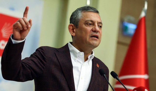 Özgür Özel: Fezlekelere takılmayın, dokunulmazlıkları istedikleri gibi kaldırabilirler