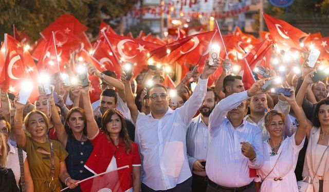 Balçova’da Zafer Bayramı coşkusu
