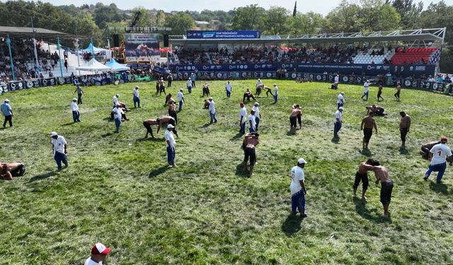 Başkan Akın, Kurtdere Er Meydanı’nı güzelleştirecek