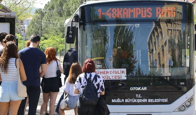 Büyükşehir’den ulaşımda öğrenciye tam destek
