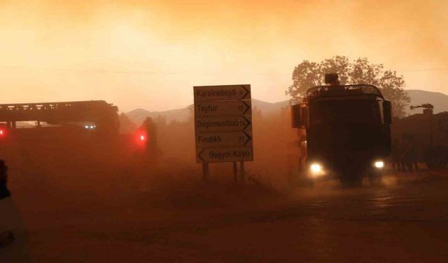 Çanakkale’de çıkan orman yangınında 5 köy tahliye edildi