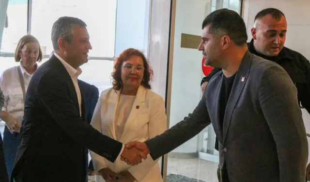 CHP Genel Başkanı Özel İzmir’de!