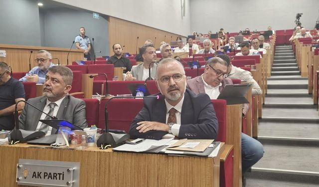 İZBAN 90 dakikadan çıkarıldı, AK Parti sert çıktı