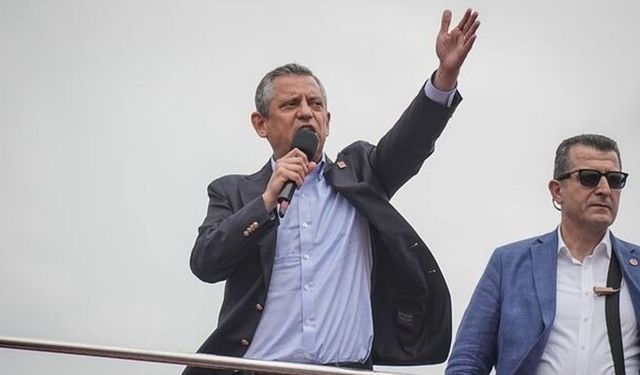 Özgür Özel: Zalimin yoluna minnet etmeyenlerle buluşacağız