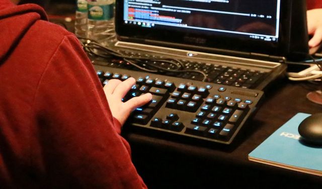 Yasa dışı bahis ve kumar reklamı yaptığı tespit edilen 30 sosyal medya hesabına erişim engeli