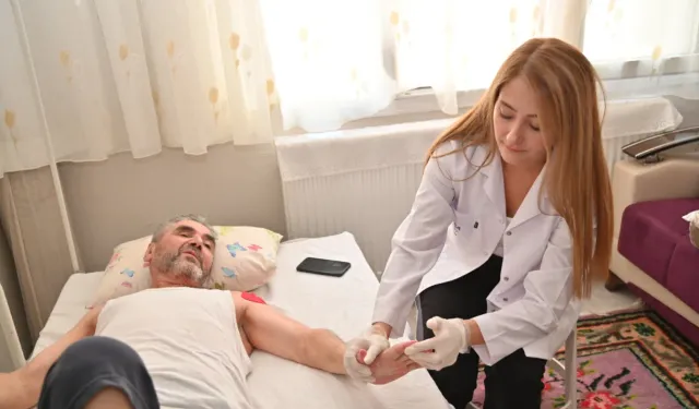 Manisa’da evde bakım hizmetleri “Üzüm”le dijitalleşti