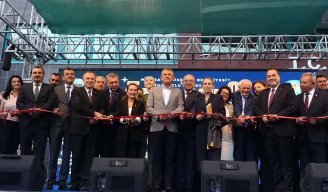 Manisa'da toplu açılış coşkusu