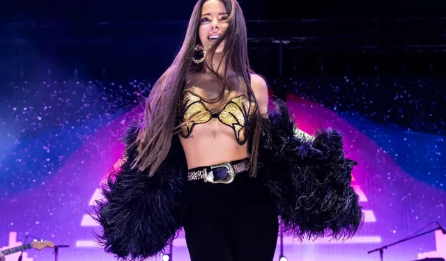 Simge’den 'Sen Ağla' sürprizi