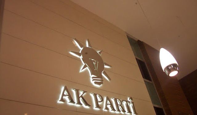 AK Partili Meclis Üyesi bardan kovuldu!