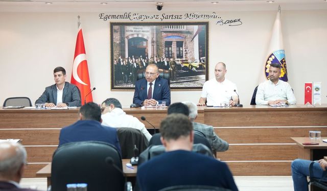 Başkan Çetin Akın 'İktidar çok yakın...'