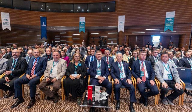 Başkan Tugay iklim krizine dikkat çekti