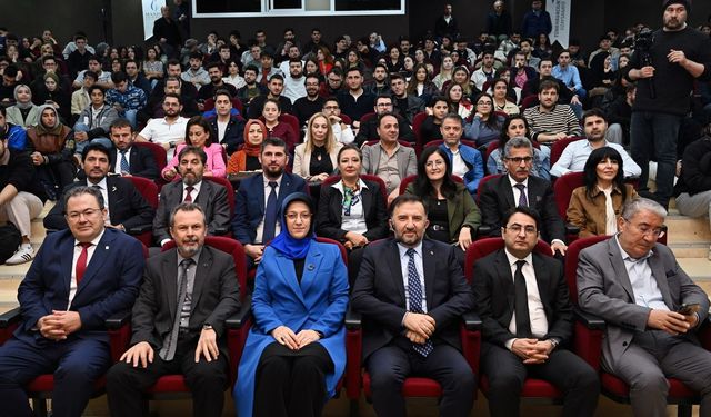 Dr. Mehmet Demiroğlu, Öğrencilere İlham Verdi