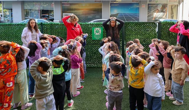 Efeler'in minik kalpleri afet farkındalığıyla büyüyor