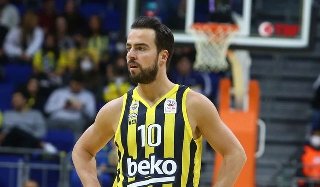 Fenerbahçe Beko kaptanına ehliyet şoku