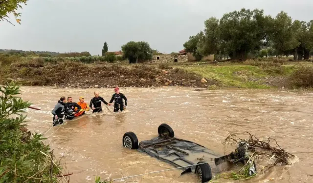 Foça'da yaşanan sel felaketinde bir vatandaş kayboldu!