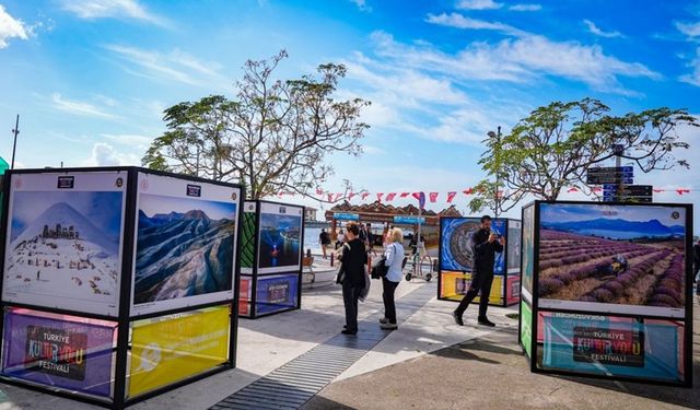 'Gökyüzünden Türkiye' fotoğraf sergisi İzmir'de