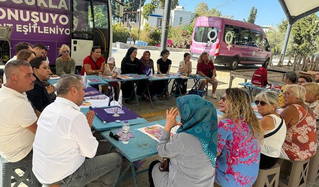 Kırsala eşit hizmet gezici dayanışma otobüsü yollarda