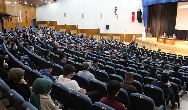 Muğla'da demokrasiye felsefi dokunuş