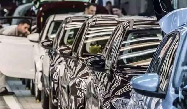 Otomobil fiyatlarında kasım sürprizi: İndirim ve zam