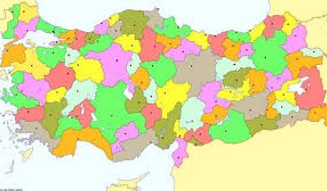 Türkiye'de il olmaya aday 19 ilçe belli oldu