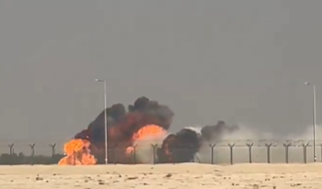 BAE'de Tejas savaş uçağı gösteri sırasında düştü