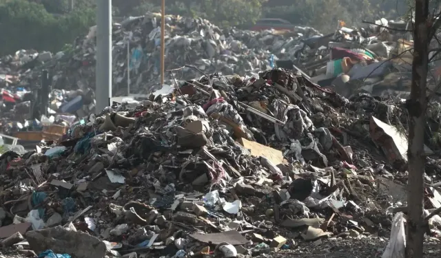 Buca'da yine çöp krizi!