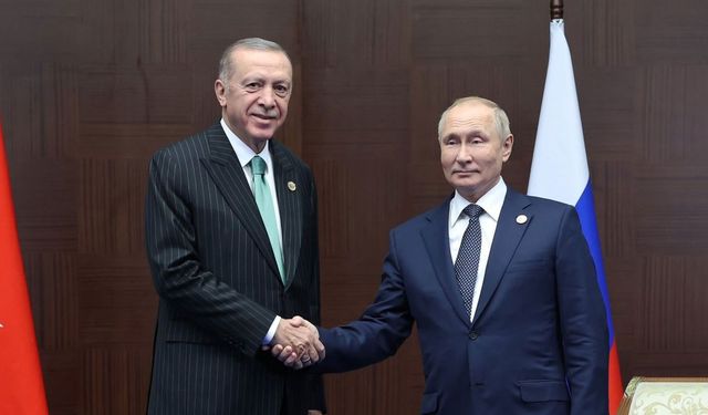 Erdoğan ve Putin, Türkmenistan'da görüşme gerçekleştirecek