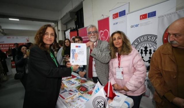 Karşıyaka'da SivilFest kapılarını açtı