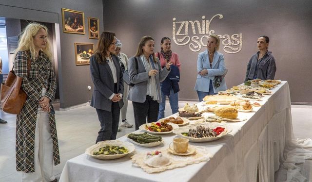 Karşıyaka'nın 'İzmir Sorfrası' sergisi büyük ilgi