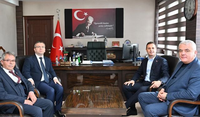 Ahmet Akın'dan Savaştepe'ye çıkarma