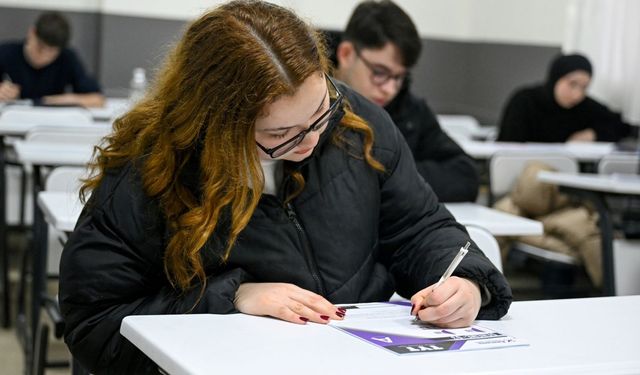 BELGEM'de deneme sınavı heyecanı