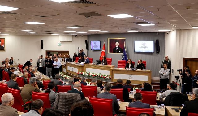 Büyükşehir Meclisi'nde gerilim: Başkan Yetişkin'den net çıkış