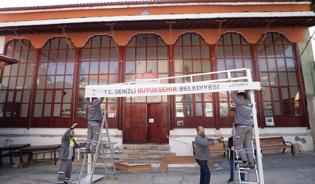 Büyükşehir'den cami avlularına nefes aldıran hizmet