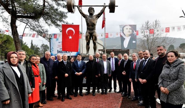 Cep Herkülü Bornova'da ölümsüzleşti