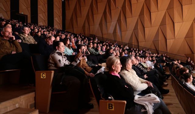 Denizli Büyükşehir Uğur Mumcu'yu andı