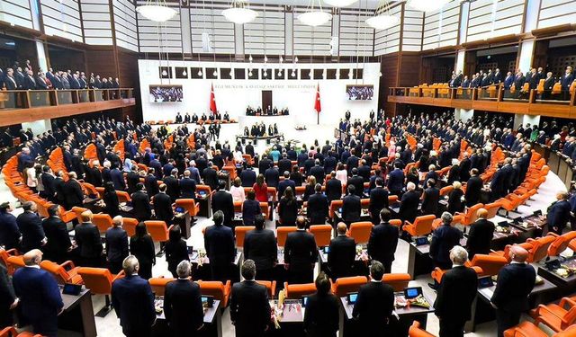 En düşük emekli aylığı resmen 20 bin TL oldu!