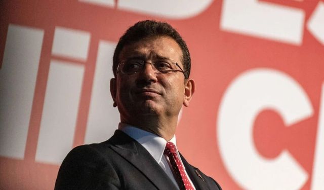 İmamoğlu'nun Diploma Davasında mahkeme önünde arbede