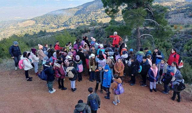TURBELDAK 70 öğrenciyi doğayla buluşturdu