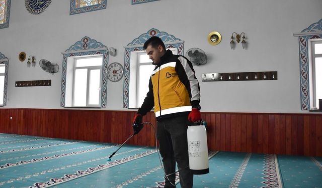 Balıkesir'den Camilerde gül kokulu temizlik