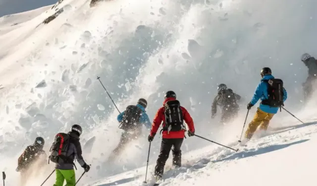 Çığ felaketinde 8 kayakçı hayatını kaybetti, 1 kayakçı kayıp